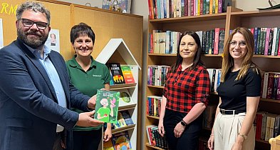 Gminne biblioteki w Miedznie i Liwie z nowymi ekopółkami od GreenArt Development-11255