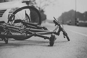 Tragiczny wypadek w Międzylesiu. Nie żyje 34-letni rowerzysta-12918