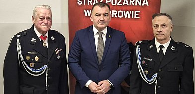 Historyczna zmiana. Po 25 latach OSP Węgrów ma nowego prezesa