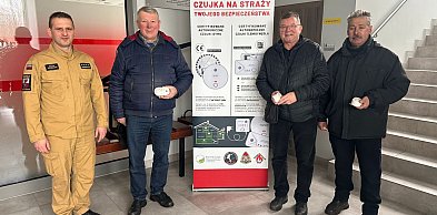 "Czadowa Straż" także w Węgrowie. Mieszkańcy odebrali bezpłatne czujniki