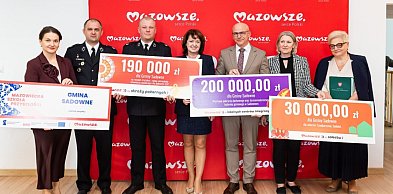 Pierwsze umowy w ramach programów wsparcia sejmiku województwa dla naszych powiató