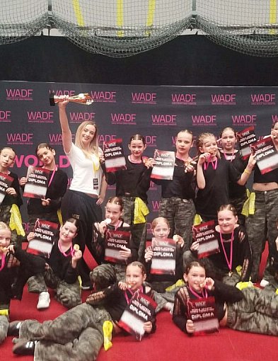 Formacje Taneczne Latino Fever z tytułami Mistrzów Europy federacji WADF