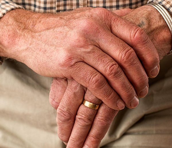 Fala odwołań do sądów. Seniorzy walczą o swoje pieniądze z ZUS-11977