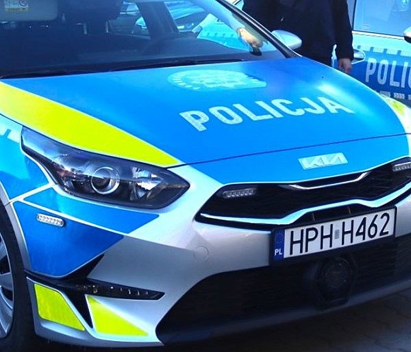 Szybka reakcja policji uratowała młodego mężczyznę