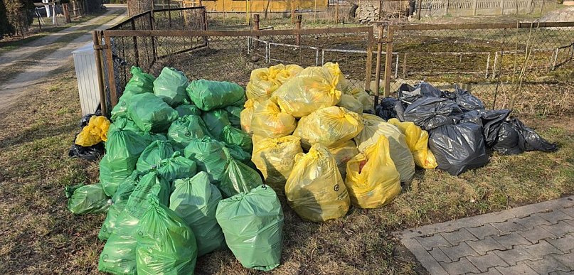 Mieszkańcy Liwa połączyli siły i posprzątali swoją miejscowość